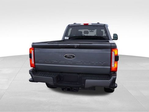 New 2026 Ford F350 Lariat w/ Black Appearance Package image 4