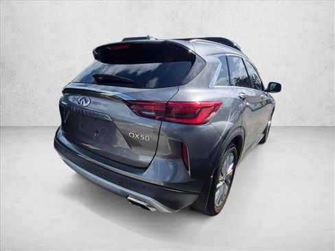 Used 2023 INFINITI QX50 Luxe FWD image 4