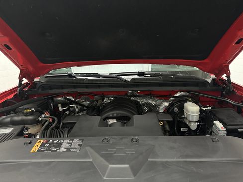 Used 2018 Chevrolet Silverado 1500 LT image 38