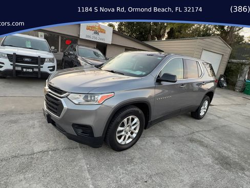 Used 2019 Chevrolet Traverse LS image 1