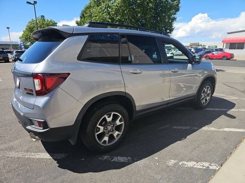 Used 2022 Honda Passport TrailSport image 5
