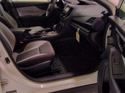 Used 2023 Subaru Crosstrek 2.0i Premium AWD/4WD image 10