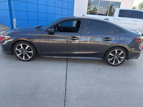 Used 2025 Honda Civic Sport Touring image 8