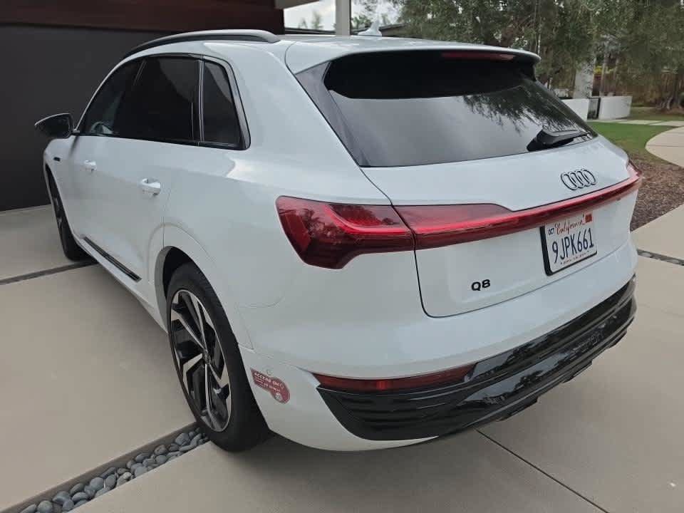 Used 2024 Audi Q8 e-tron Premium Plus AWD/4WD image 6