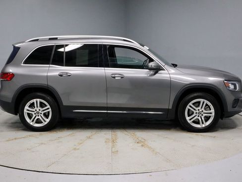 Used 2021 Mercedes-Benz GLB 250 4MATIC image 12