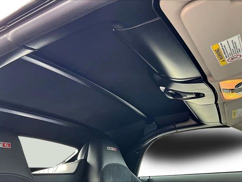 Used 2005 Chrysler Crossfire SRT-6 image 22