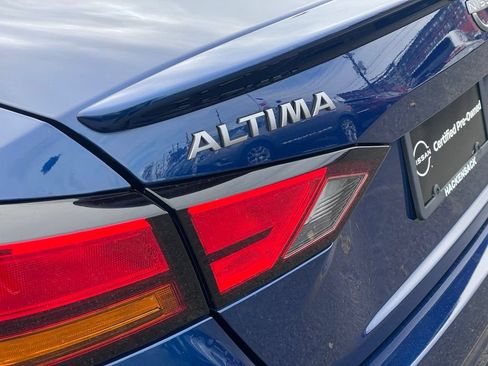Certified 2023 Nissan Altima 2.0 SR FWD image 28