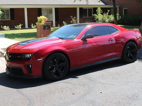 Used 2013 Chevrolet Camaro ZL1 RWD image 38