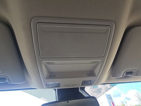 Used 2023 Ford Ranger Lariat w/ Tremor Off-Road Package image 30