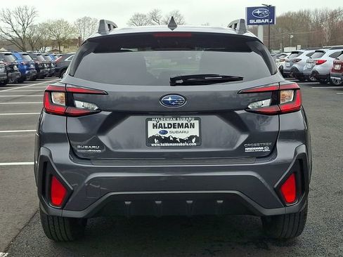 Used 2024 Subaru Crosstrek 2.0i Premium image 6