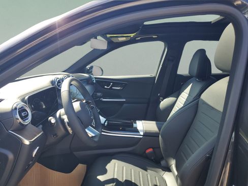Certified 2026 Mercedes-Benz GLC 300 4MATIC image 19