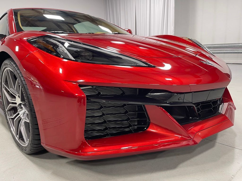 Used 2023 Chevrolet Corvette Z06 w/ Chrome Exterior Badge Package RWD image 11