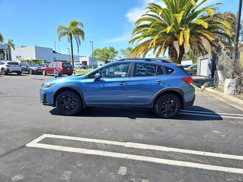 Used 2018 Subaru Crosstrek 2.0i Premium image 4