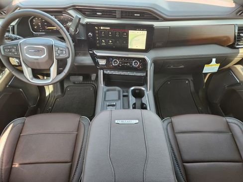 New 2026 GMC Sierra 2500 Denali w/ Denali Reserve Package image 4