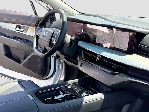 New 2026 Nissan Murano Platinum AWD/4WD image 5