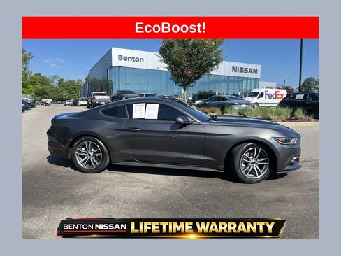 Used 2017 Ford Mustang Coupe RWD image 1