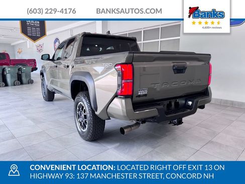 Used 2025 Toyota Tacoma TRD Off-Road AWD/4WD image 6