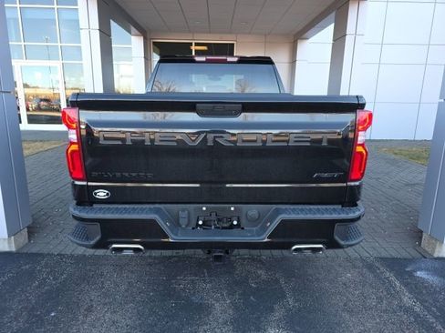 Used 2022 Chevrolet Silverado 1500 RST w/ LPO, Dark Essentials Package image 3
