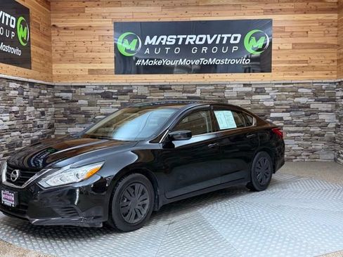 Used 2017 Nissan Altima 2.5 S w/ Power Driver Seat Package FWD image 7