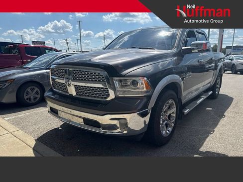 Used 2014 RAM 1500 Laramie AWD/4WD image 1
