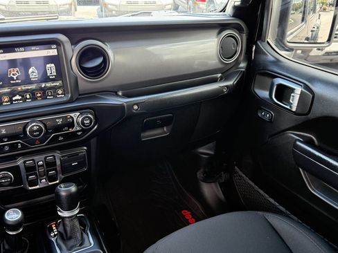Used 2023 Jeep Gladiator Sport AWD/4WD image 21