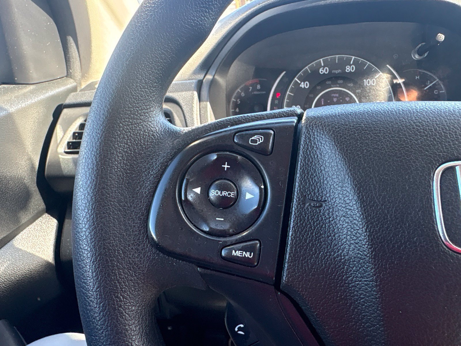 Used 2015 Honda CR-V LX image 27