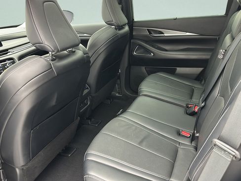 Used 2023 INFINITI QX60 Luxe w/ Vision Package AWD/4WD image 9