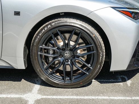 Used 2024 Lexus IS 500 RWD image 11