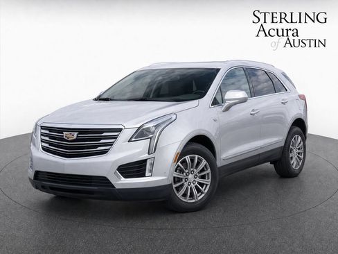 Used 2018 Cadillac XT5 FWD image 1