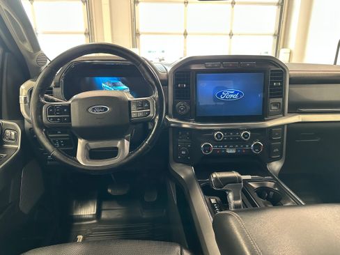 Used 2021 Ford F150 Lariat AWD/4WD image 16