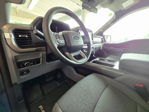 New 2025 Ford F150 XLT w/ Equipment Group 301A Standard image 9