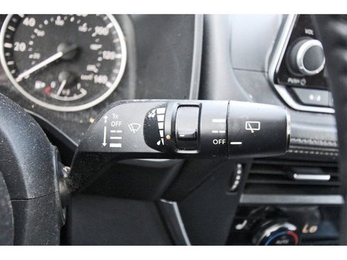 Used 2023 Nissan Rogue SV w/ SV Premium Package image 14