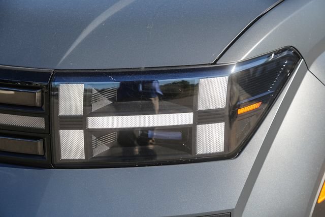 Used 2026 Hyundai Santa Fe Limited AWD/4WD image 8