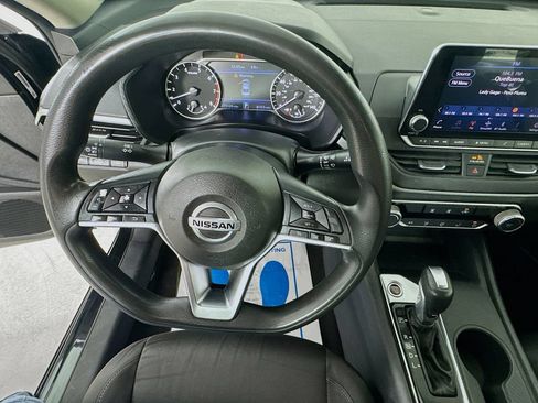 Used 2020 Nissan Altima 2.5 S FWD image 12