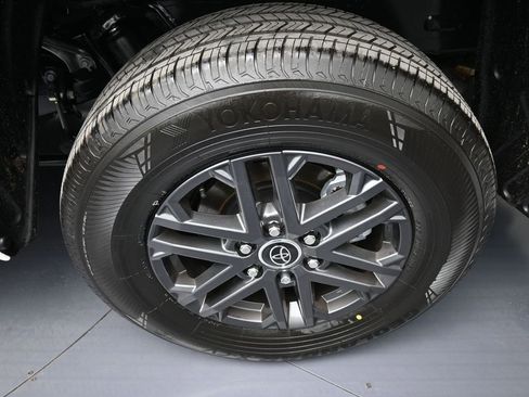 New 2024 Toyota Tundra SR5 image 15