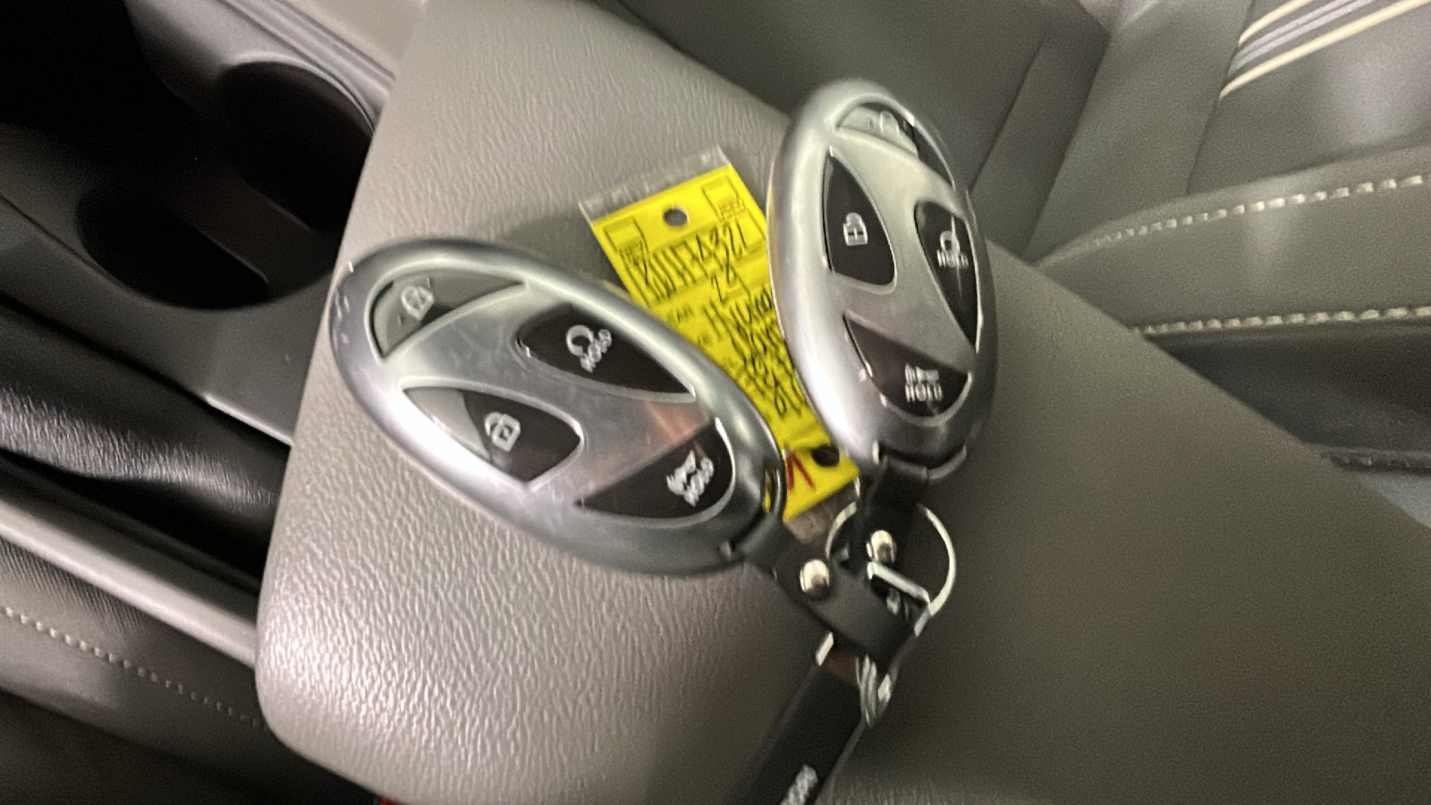 Used 2024 Hyundai Elantra SEL FWD image 25