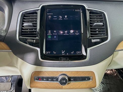 Certified 2021 Volvo XC90 T8 Inscription Expression w/ Advanced Package image 13