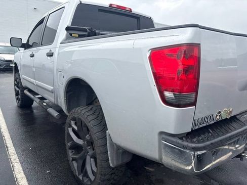 Used 2012 Nissan Titan SV w/ SV Value Truck Pkg AWD/4WD image 8