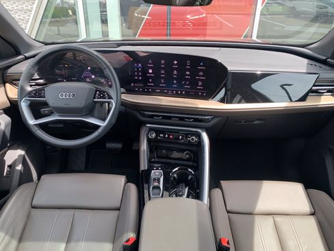 Certified 2025 Audi Q5 Premium w/ Premium Plus AWD/4WD image 13