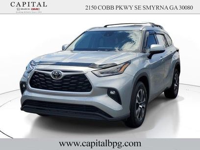 Used 2022 Toyota Highlander XLE