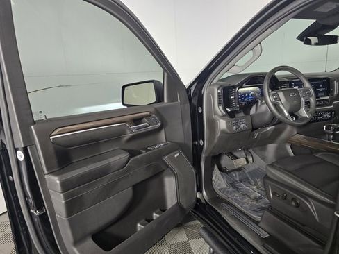 Used 2024 Chevrolet Silverado 1500 RST w/ All Star Edition Plus image 9