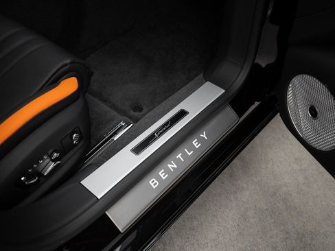 Used 2024 Bentley Flying Spur W12 image 36