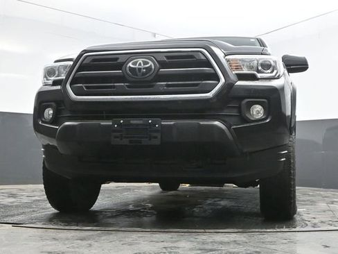 Used 2018 Toyota Tacoma SR5 image 35
