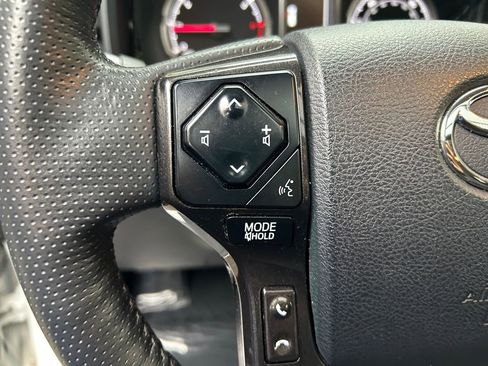 Used 2024 Toyota 4Runner TRD Off-Road Premium w/ Off Road Premium Plus Package AWD/4WD image 15