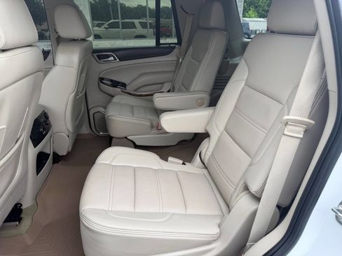 Used 2015 GMC Yukon Denali w/ Premium Package RWD image 14