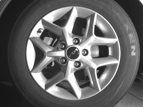 Used 2025 Kia Soul LX w/ LX Technology Package FWD image 12