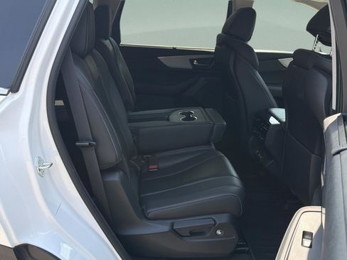 Used 2023 Acura MDX FWD w/ Technology Package image 33