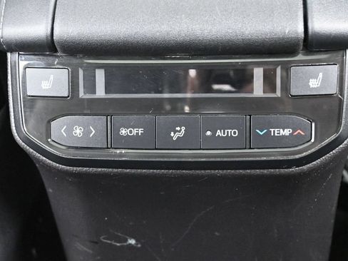 Used 2021 Toyota Highlander Platinum AWD/4WD image 36