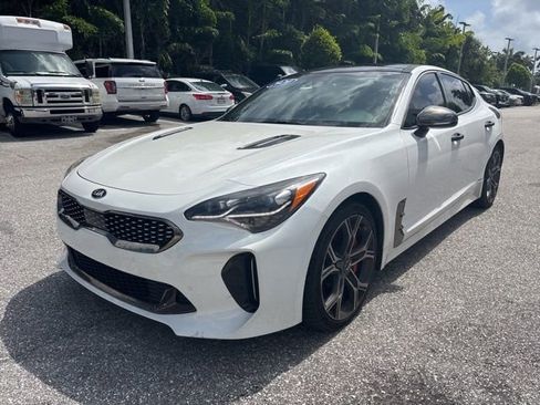 Used 2020 Kia Stinger GT1 RWD image 5
