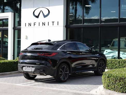 Certified 2025 INFINITI QX55 Luxe w/ Cargo Package AWD/4WD image 4